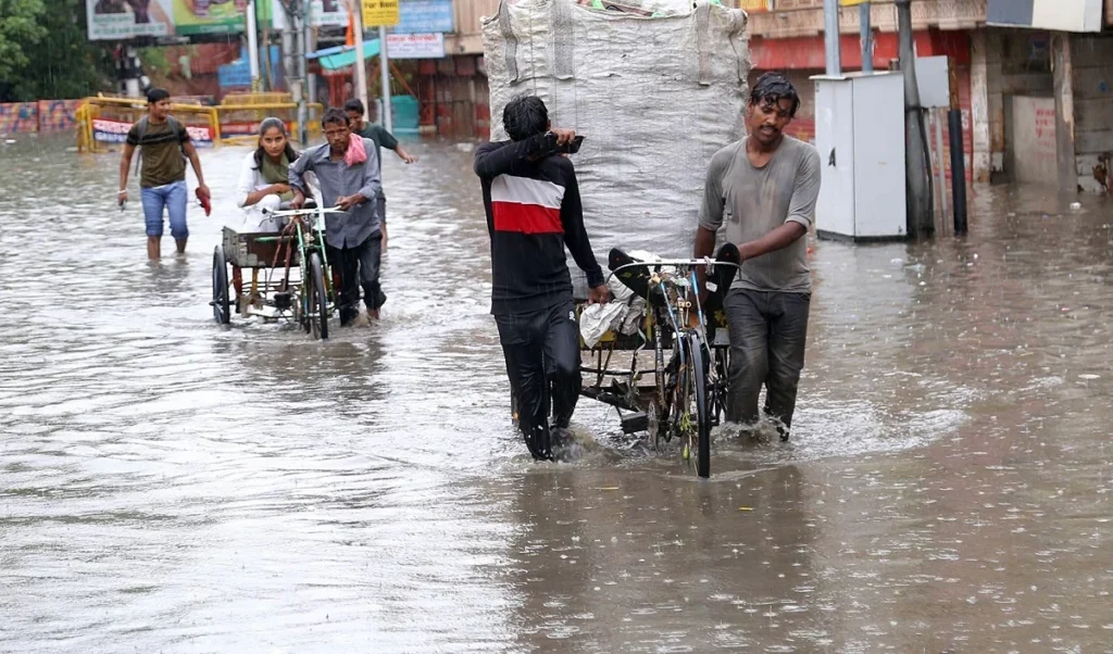 Rs 10 lakh compensation will be given to the families of those who drowned due to heavy rains: Delhi Government