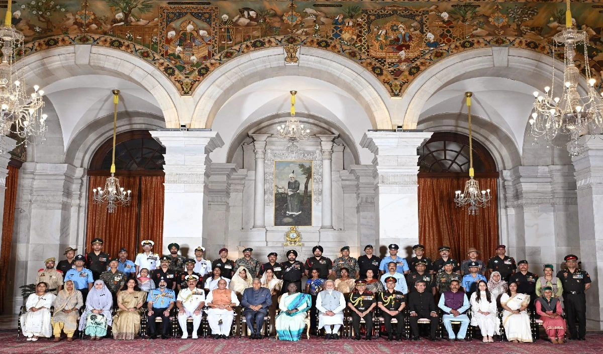 President Droupadi Murmu honored the brave soldiers of the country, the bravery awards to the army soldiers