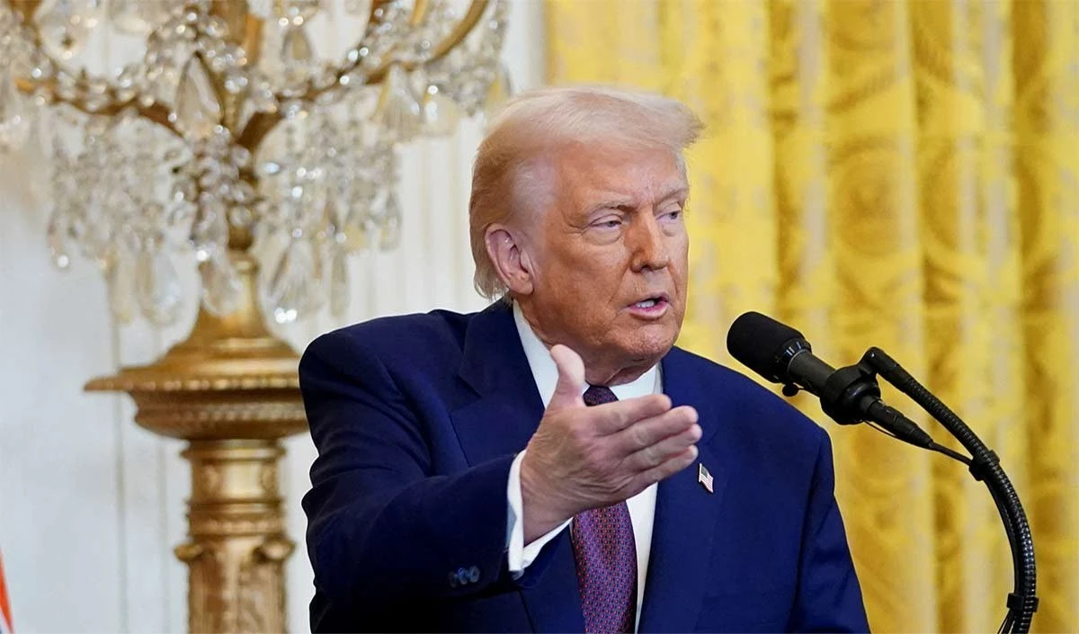 donald trump large 0912 153.webp