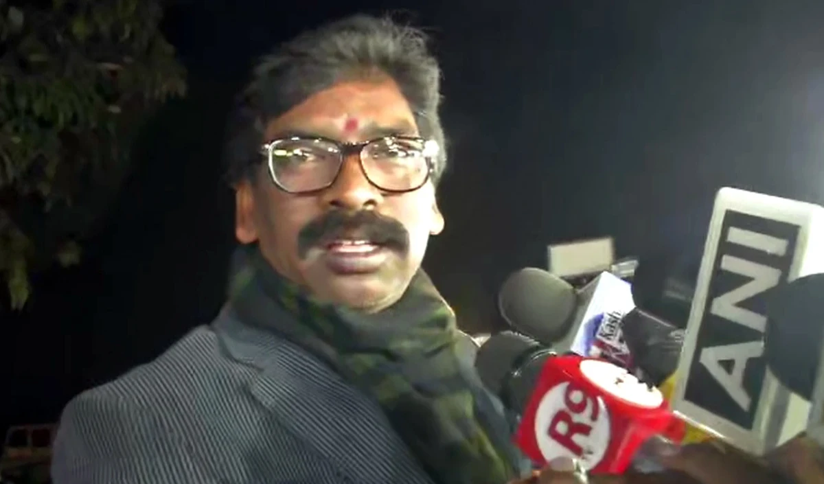 politics intensifies in jharkhand over sarna and tribal religion code jmm maha dharna on may 27