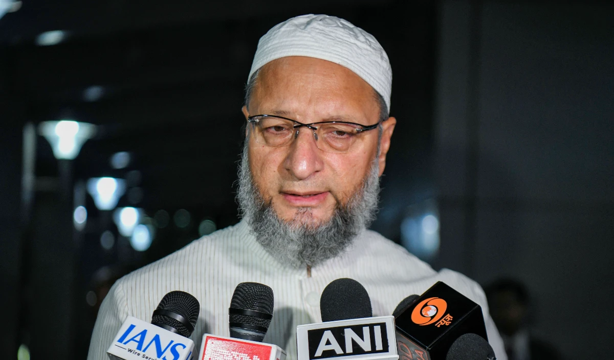 owaisi large 1046 21.webp
