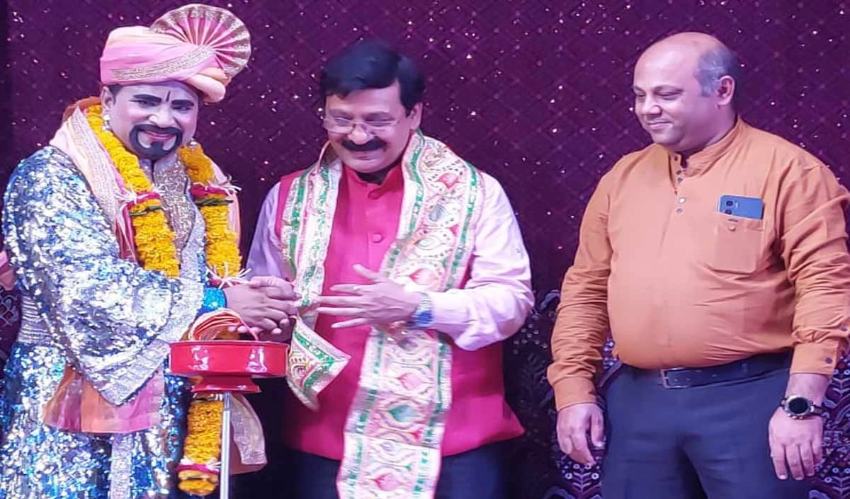 prof sanjay dwivedi large 1808 23.webp