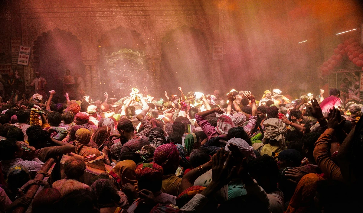 banke bihari mandir large 1638 144.webp