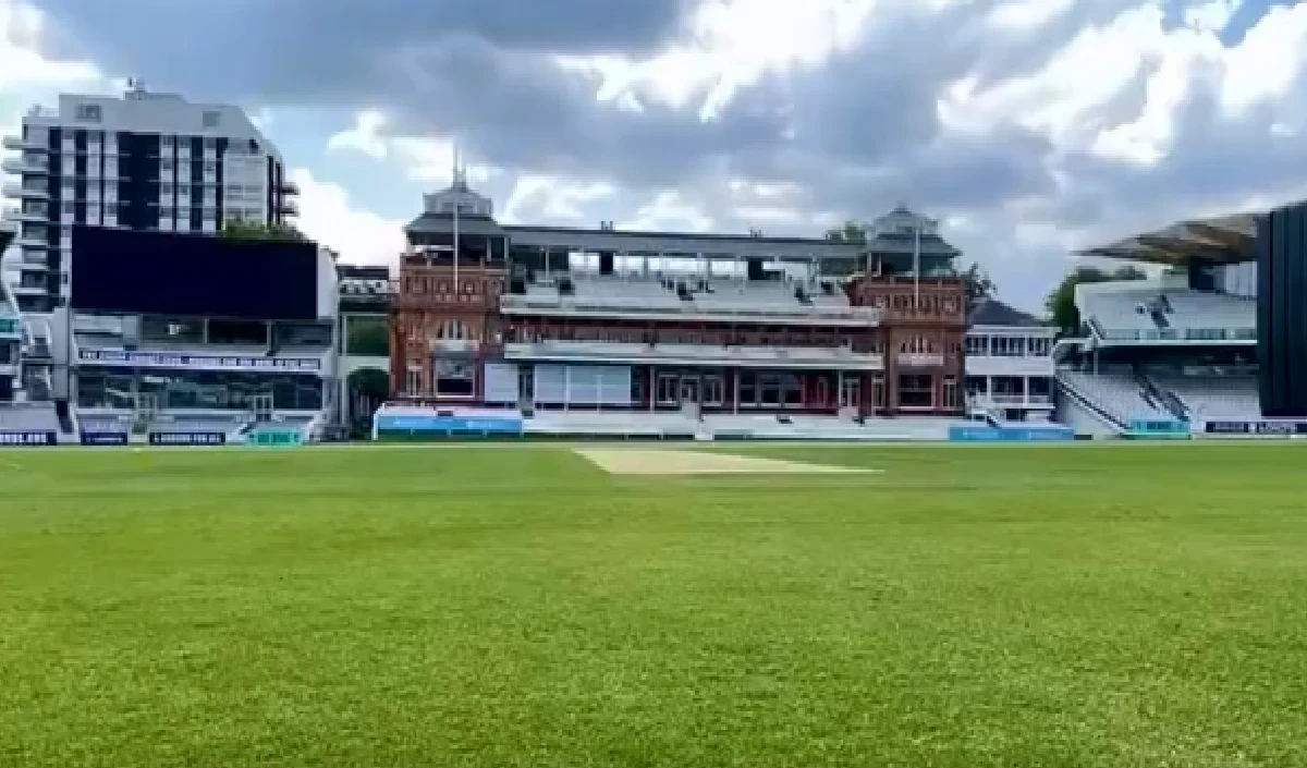 county cricket large 1617 150.webp
