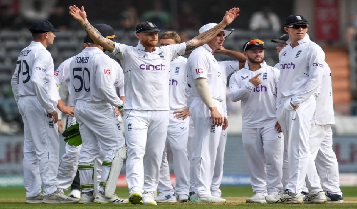 england team large 1303 150.webp