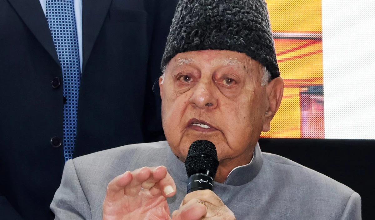 farooq abdullah large 2001 153.webp