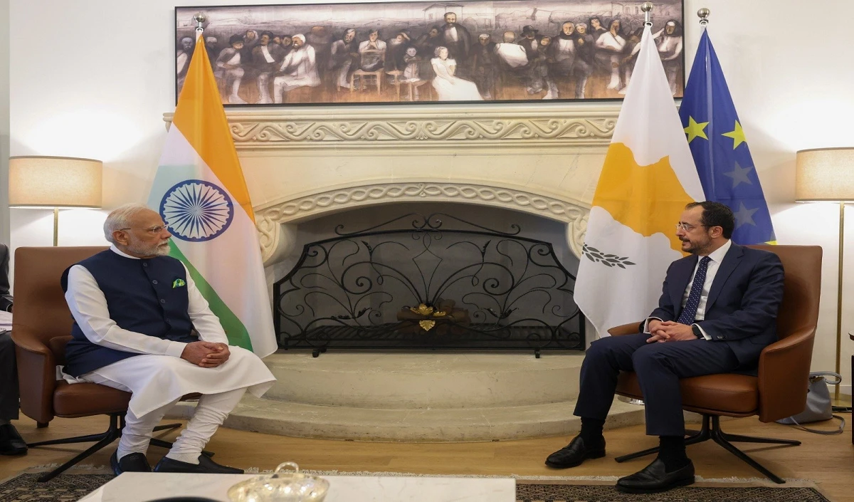 modi large 1532 19.webp