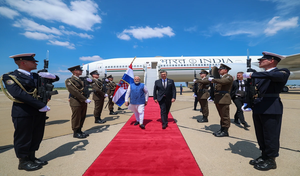 modi large 1836 19.webp