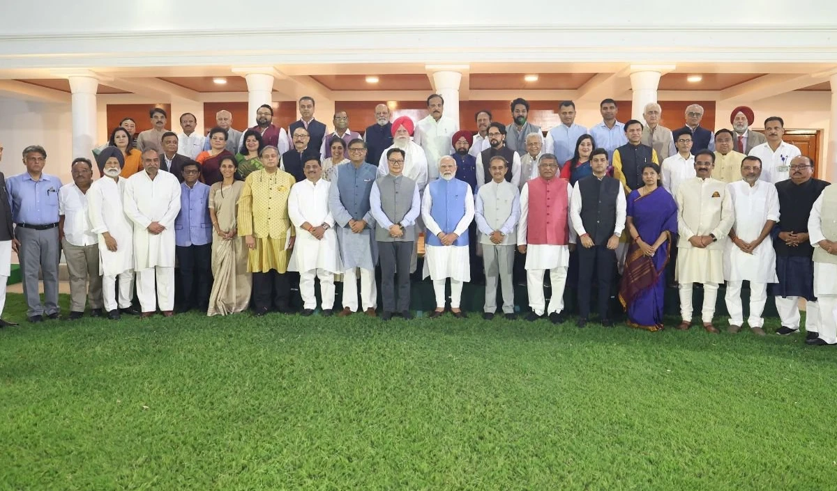modi large 2034 8.webp